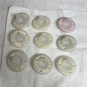 Chic Baby Pacifier Collection - Cream and Pink NinniCo Pacifers